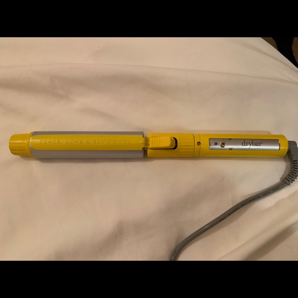 Drybar rotating curling iron 1” barrel